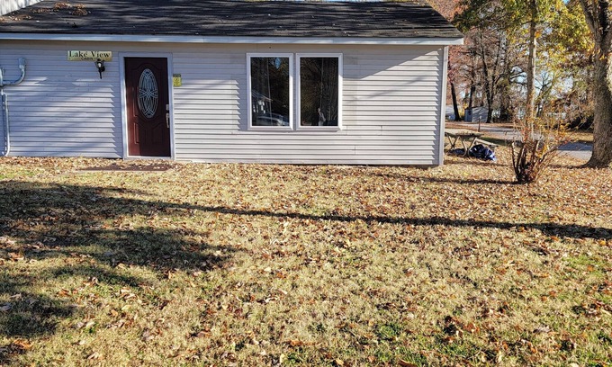 Tiptonville Cabin | Dave's shallow lake at reelfoot lake lodging cabin 15