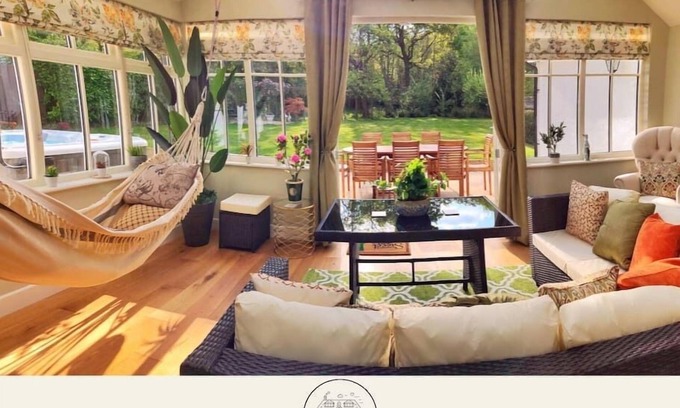 Broad Oak Cottage | Daweswood - Luxury cottage, lake access & hot tub