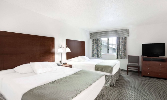 Carroll Hotel | Days Inn by Wyndham Carroll