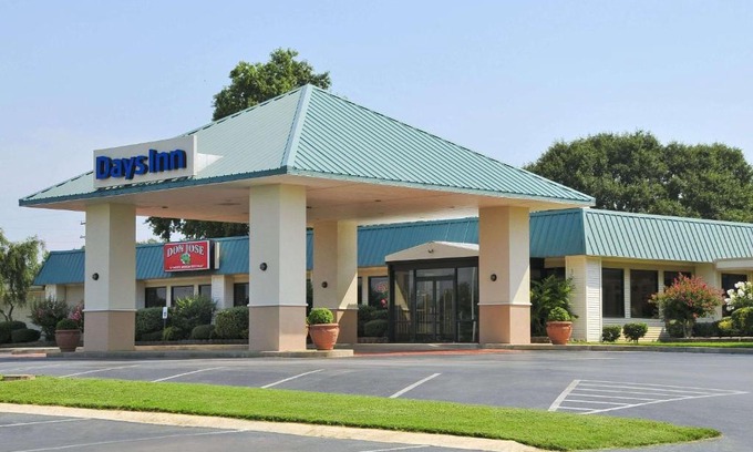 Forrest City Hotel | Days Inn by Wyndham Forrest City