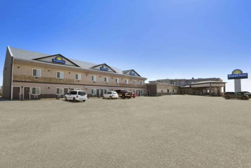 High Level Hotel | Days Inn by Wyndham High Level