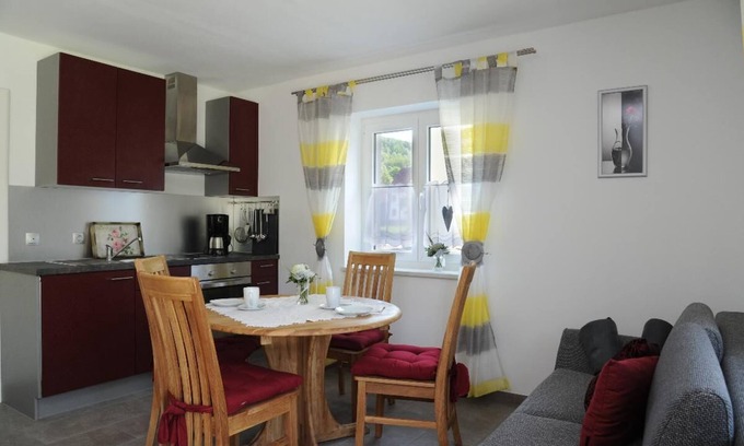 Staffelstein Apartment | Cozy holiday home (46sqm) with free WiFi and terrace