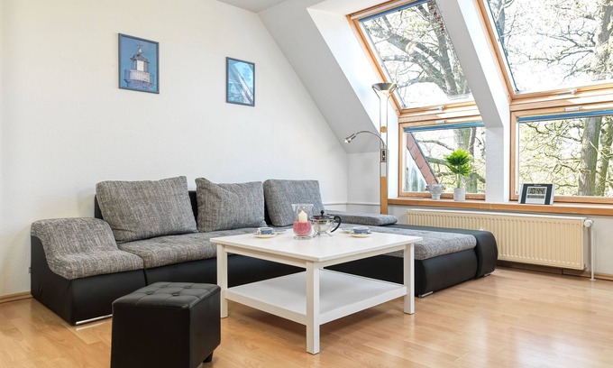 Am Schwarzen Busch Apartment | Apartment MARITIM - Cozy 2-room apartment right on the beach!