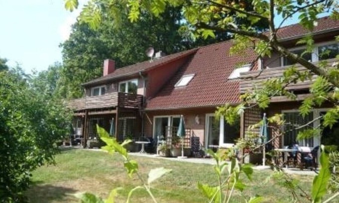 Marxen am Berge Apartment | Picturesque farm in the Lüneburg Heath, holiday apartment, pony rides