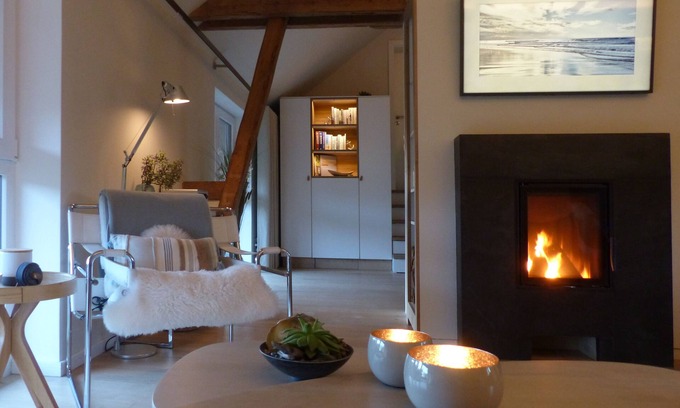 Lutjenholm Apartment | De ole Villa - Holiday apartment Swalbennest