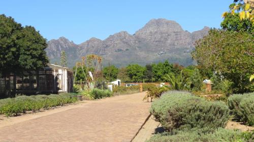 Stellenbosch Apartment | De Oude Schuur