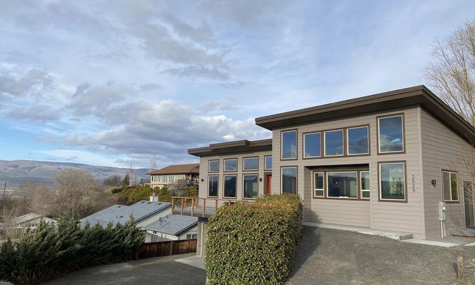 The Dalles House | Debbie does The Dalles