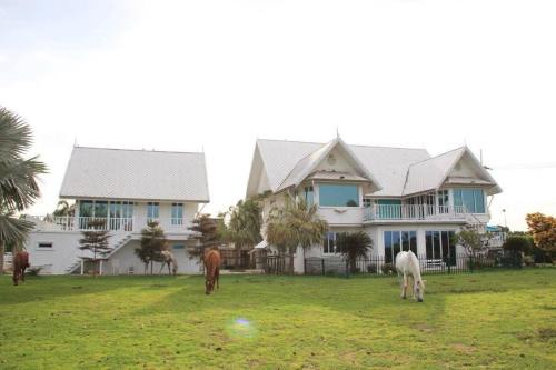 Chachoengsao Hotel | December To Remember House