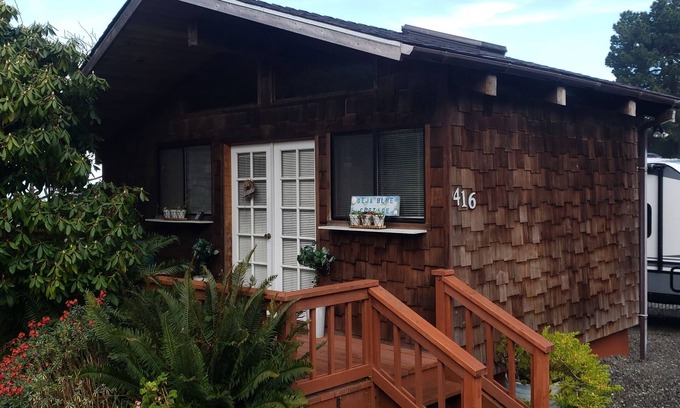 Trinidad House | Deja Blue Big Lagoon Perfect Guest House