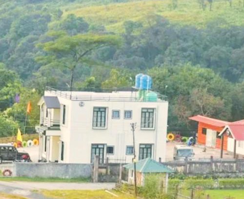 Laitmawsiang House | DELI-BAIAR guest house