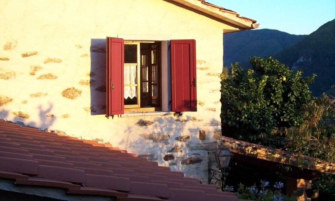 Stazzema House | DELICIOUS RUSTIC WITH PRIVATE GARDEN AND TERRACE A FEW KM. FROM THE SEA.