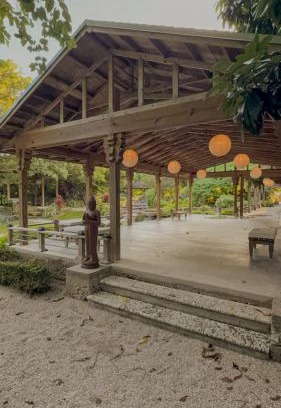 Homestead House | Delightful Sukiya Tiny House! Japanese Garden in Homestead