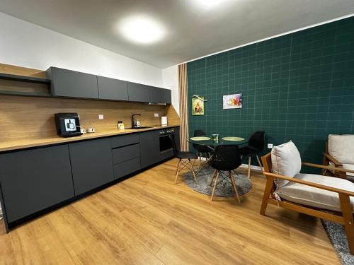 Plovdiv Apartment | Delux 3 - Plovdiv Модерен апартамент,2 спални,център
