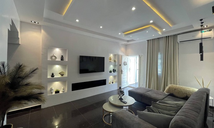 Oshodi-Isolo Apartment | Deluxe Furnished 2bedroom Apartment. 24h Electricity and Security