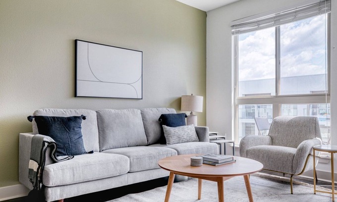 Grantville Apartment | Deluxe Mission Valley 1BR w/Gym, W/D & Pool, nr shops, by Blueground