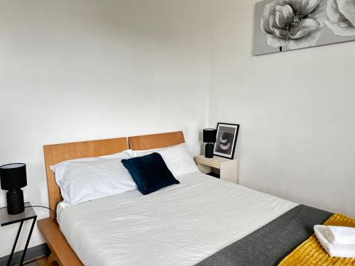 Shacklewell Apartment | Deluxe Studio in Stoke Newington