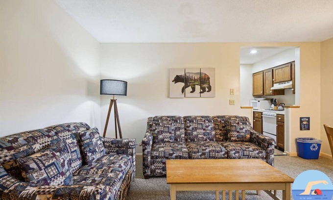 West Bridgewater House | Deluxe Two Bedroom Suite on the 1st floor with outdoor heated pool 10102