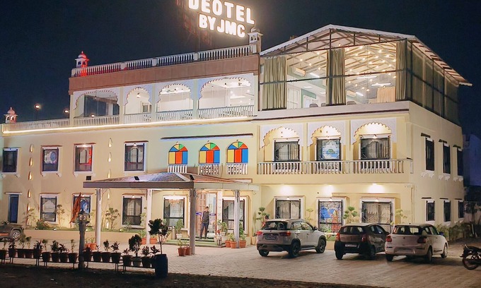 Pithampur Hotel | Deotel Inn Pithampur by JMC
