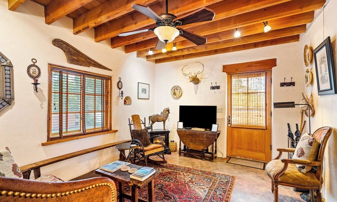 Downtown Santa Fe House | Desert Breeze - Railyard Adobe, Walk to the Plaza