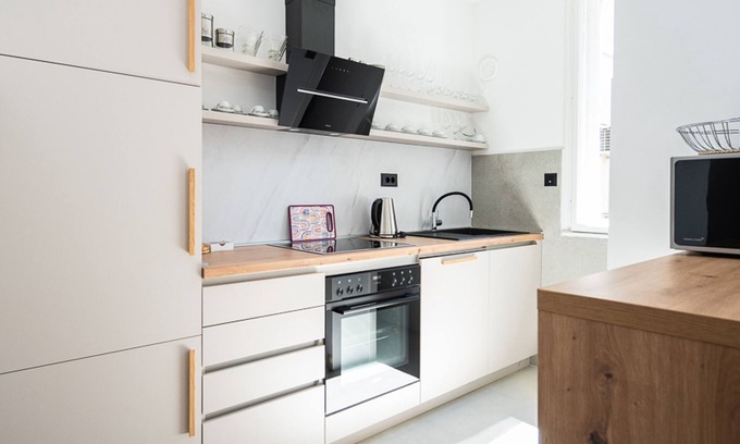 Old Town Apartment | Design 150m2 Three-Bedroom Apartment - Main Street