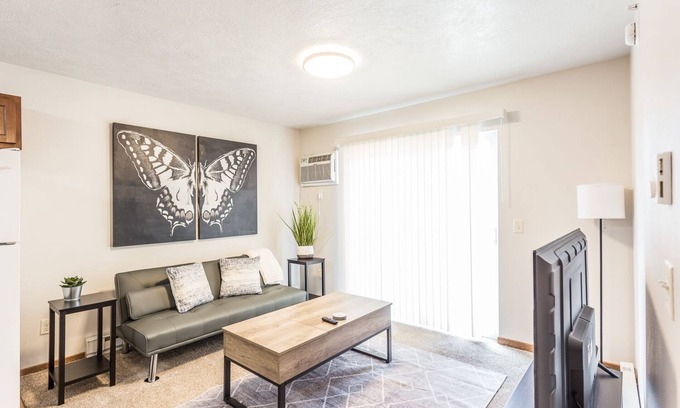 Sioux Falls Apartment | Desirable 1BD Great for Traveling Professionals