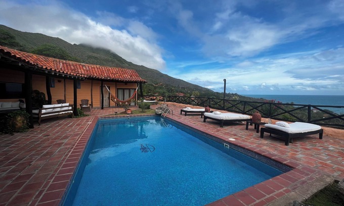 Margarita Island House | Despierta en el Paraíso