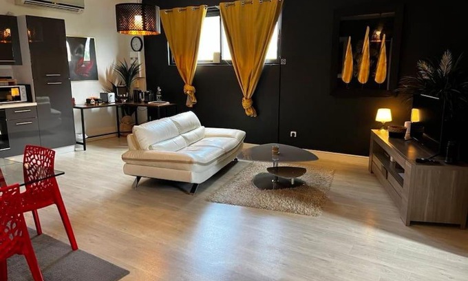 Clermont-Ferrand Apartment | Destination Confidentielle