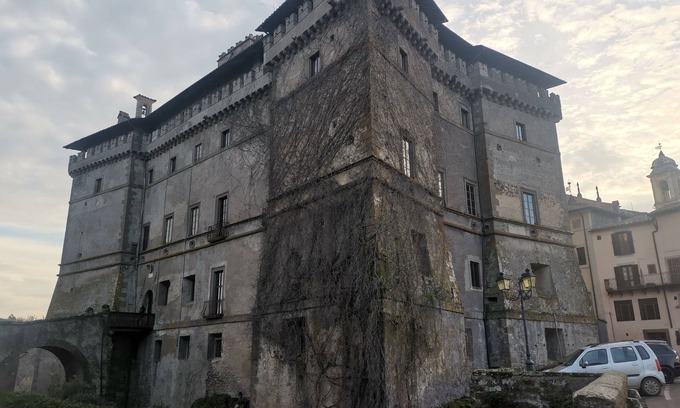 Vignanello Apartment | Detached apartment hidden in the castle