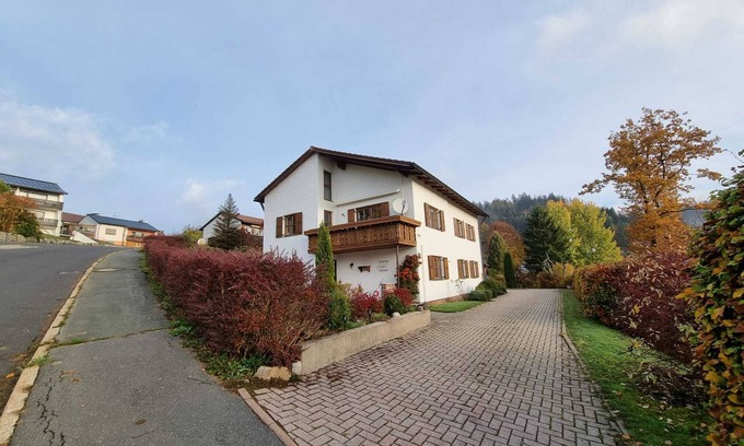 Warmensteinach Apartment | Detached first floor apartment in the Fichtelgebirge