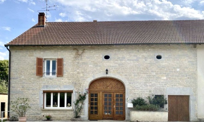 Nogna House | Detached house in the heart of the Jura mountains - Terrace plot - ENTIRELY enclosed - Very quiet