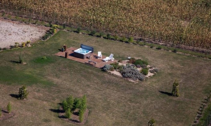 Saint-Martin-sur-Oust House | DEZANET FOR RENT.