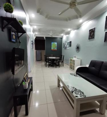 Ampangan House | DF ZaheenulFitri Homestay (Muslim Homestay)