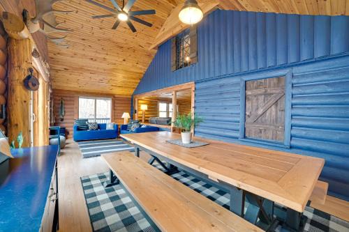 Tustin House | Diamond Lake Waterfront Cabin with Deck and Dock!
