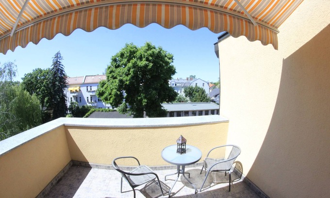 Karlshorst House | Die Botschaft
