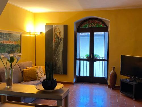 Isernia House | Dimora al Borgo Antico