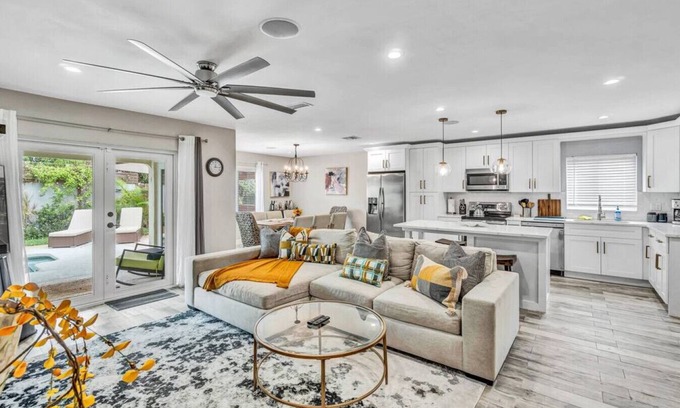 Tropic Palms House | Dina's Delray 3 bed/2bath w Modern Interior & Heated Pool
