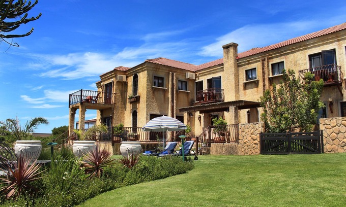 Jeffreys Bay House | DIO DELL’AMORE GUEST HOUSE