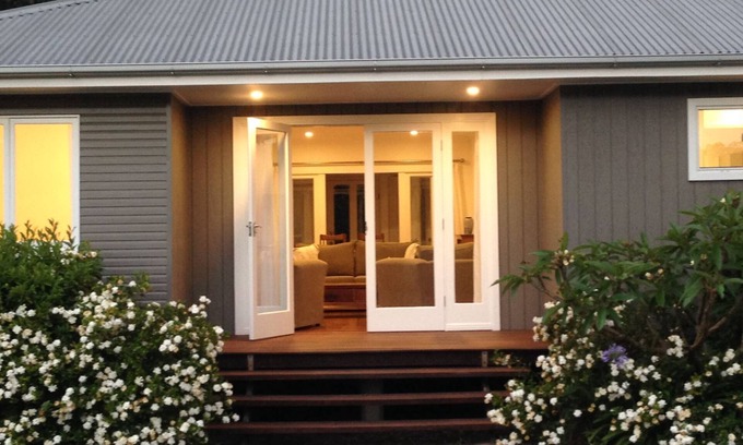 North Maleny House | Dip Bend Maleny - self contained apartment