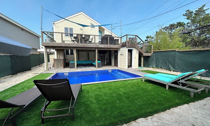 Ocean Beach House | Discounted June! LARGE HOME -5 br 2 ba sleeps 12, POOL! Families Welcome!