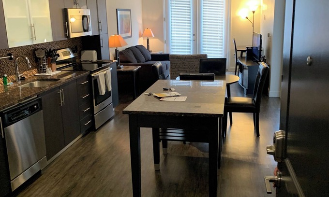 Radnor - Fort Myer Heights Apartment | Discounted NEW Listing in Arlington, VA near metro 1- free parking included