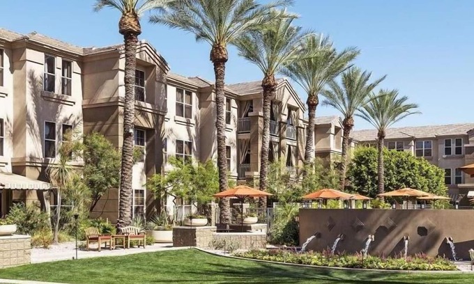 Gainey Village Villas House | Discover Ideally Located Suites in Gainey Ranch AZ w/Free Parking & Breakfast!