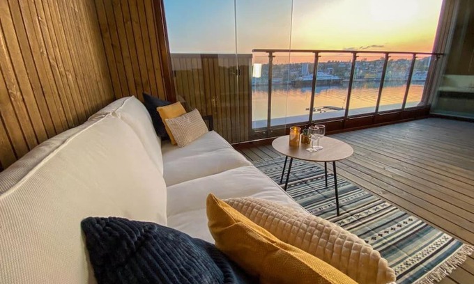 Sandnes Apartment | Divine Seaview Terrace