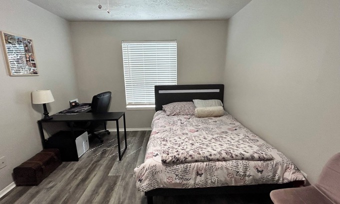 College Station Apartment | Do not book, VRBO WILL NOT REMOVE listing