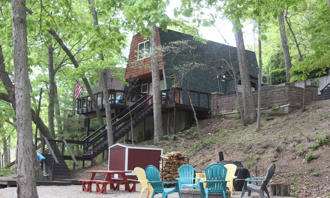 Rocky Mount House | Dock Holiday - 2 BR/1.5 Bath House in Quiet Cove - Great Outdoor Spaces & Dog Friendly