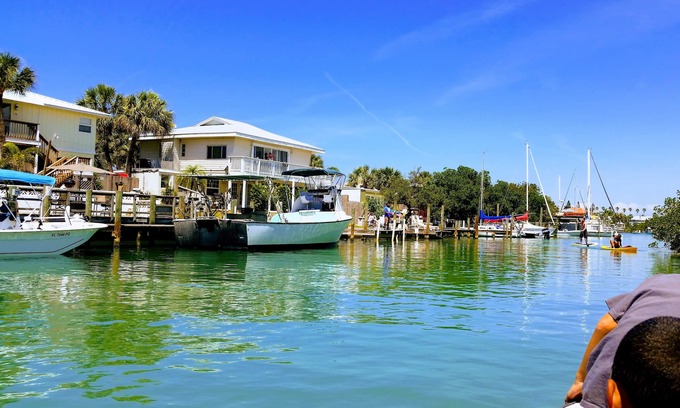 Nokomis Villa | Dockside 1-Bedroom Villa