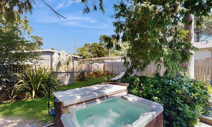 Gleneden Beach House | Dog-Friendly Oregon Coast Getaway with Private Hot Tub