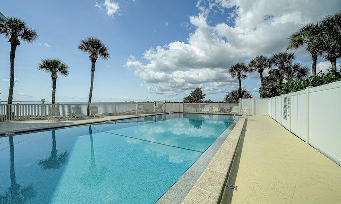 Port Charlotte Condo | Dog-Friendly, Snowbird Escape - Pool, Private Beach Access & Gulf Access Dock
