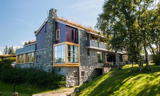 Hitra Hotel | Dolmsundet Hotell Hitra
