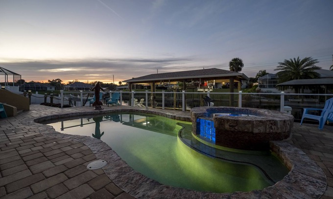 Palm Harbor House | Dolphin Cove
