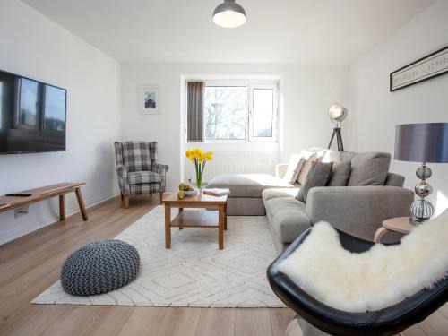 Torquay House | Dolphin Heights